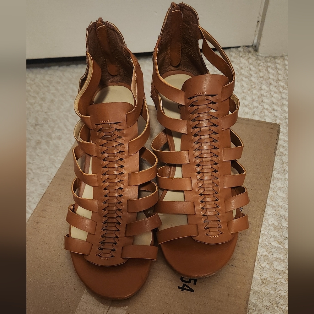 Womens wedge sandals